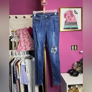 Old Navy Rockstar Extra High Rise Super Skinny Jeans